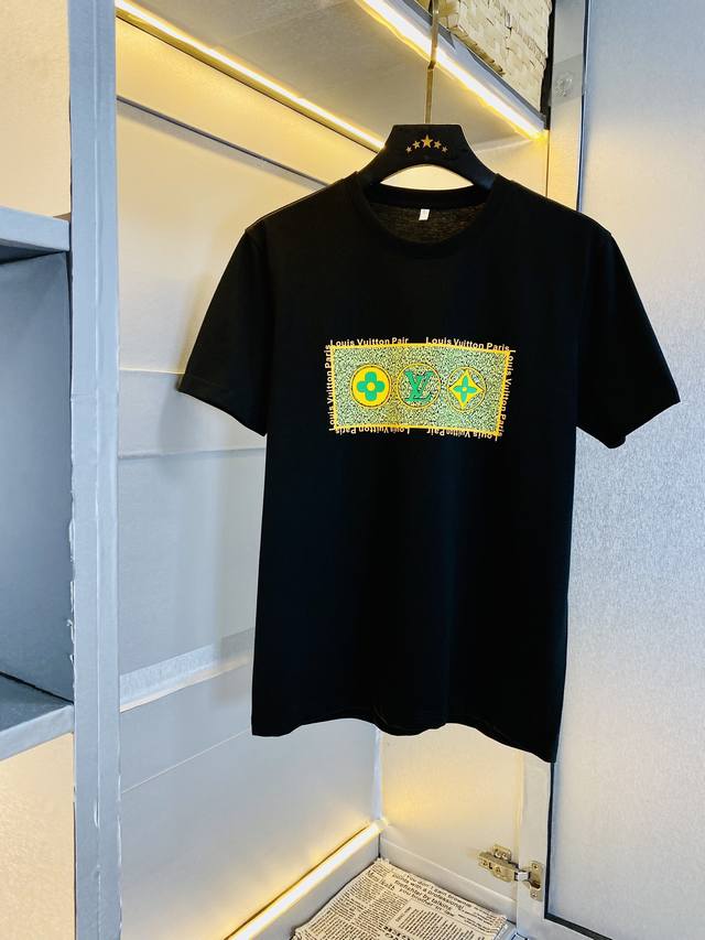 穿240斤 胖子福音 情侣款 码数：M-6Xl 路易威登Lv 原单品质 2026最新款 男装短袖T恤 衣服 精选专柜订制顶级丝光棉进口面料 所有细节做工完美1比