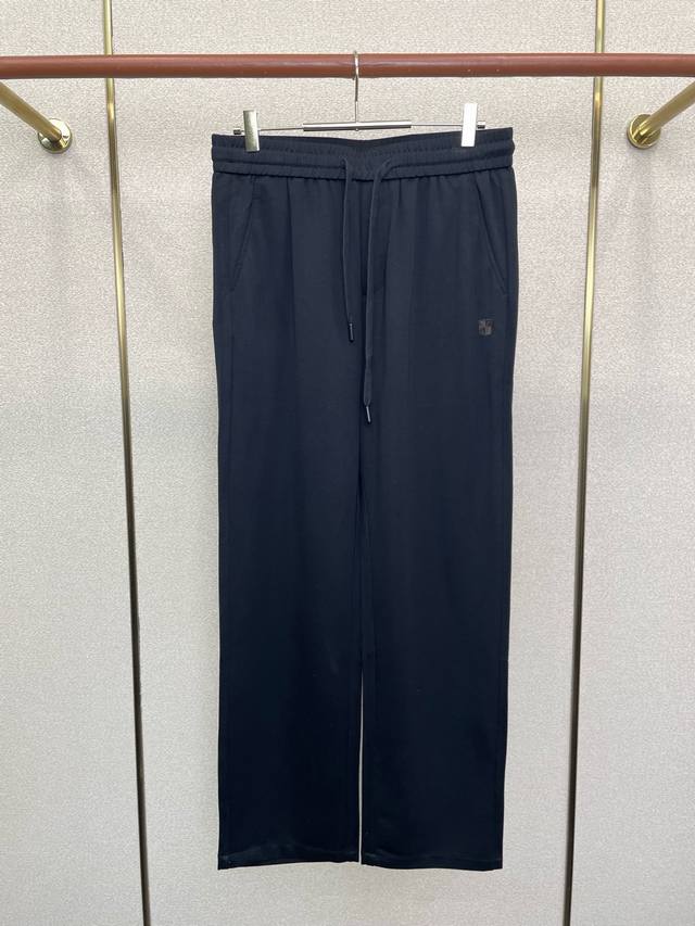Lp-Loro piana诺悠翩雅独家专供新款 休闲裤 高端版本！专柜定制面料 透气舒适度高，细节无可挑剔，品牌元素设计理念，体现高品质。手感细腻柔软！呈现休闲