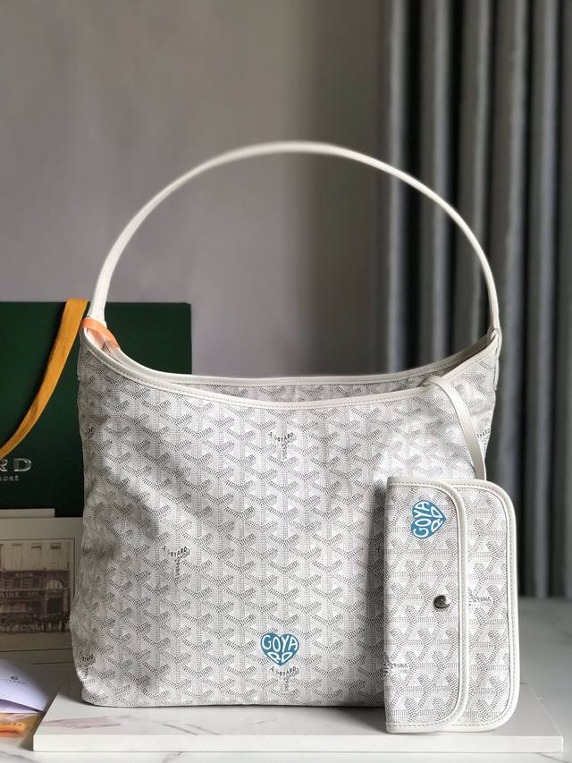 Hobo Hobo Bag, custom-made with a heart, truly excellent value for money. The Ho Hobo Hobo Bag, custom-made with a heart, truly excellent value for money. The Ho