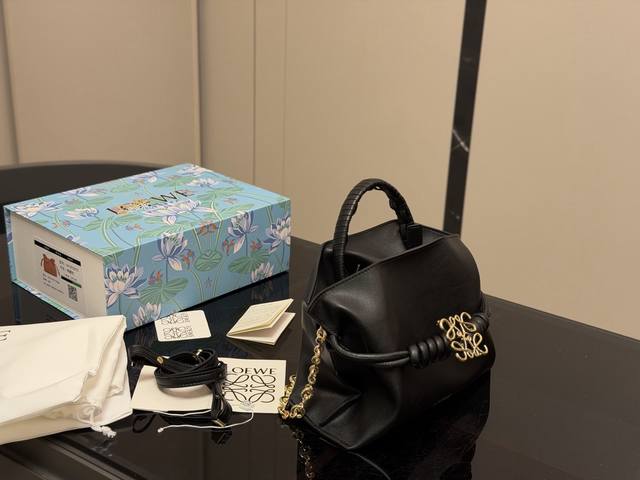 p Loewe Flamenco Lucky Bag with Box It always manages to win hearts. From the cl