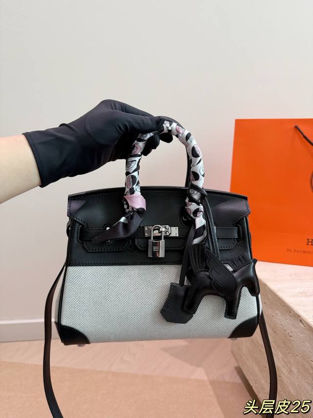 Genuine leather with box. Hermes Birkin 25 canvas bag. The color scheme is incre Genuine leather with box. Hermes Birkin 25 canvas bag. The color scheme is incre