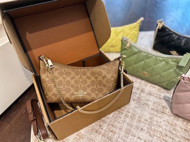 Gift Box Packaging Size: 21