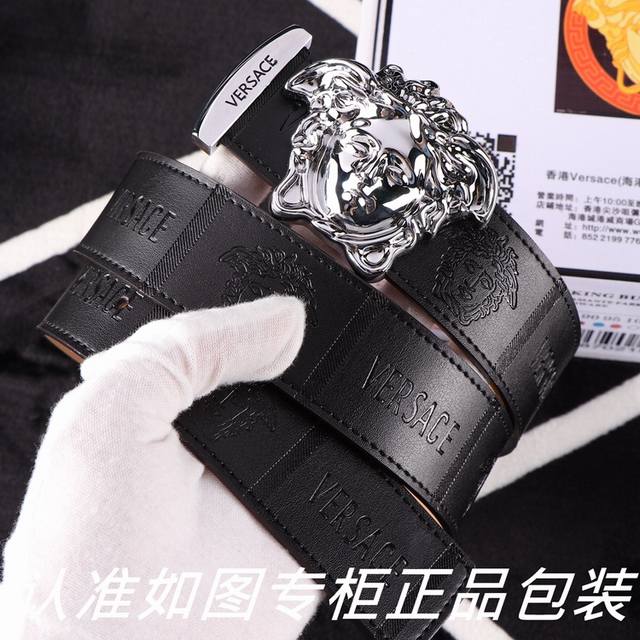 品名：范思哲.Ver Sace原单 型号：认准如图专柜包装，送打孔器 材料：百分百头层牛皮，保证真皮。美人头，24K钢扣专柜同等质量， 送人自用首选 包装： 请