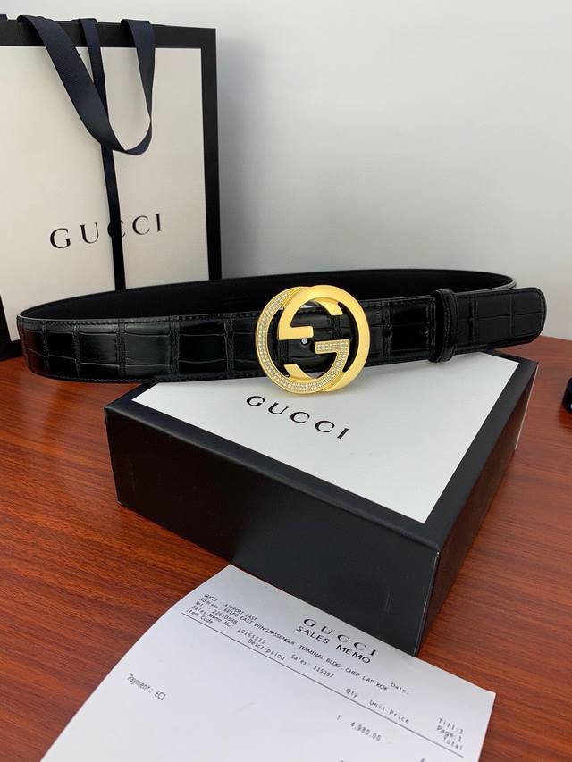 290 Width 3.8cm Gucci classic double-G interlocking belt, crafted from a select 290 Width 3.8cm Gucci classic double-G interlocking belt, crafted from a select