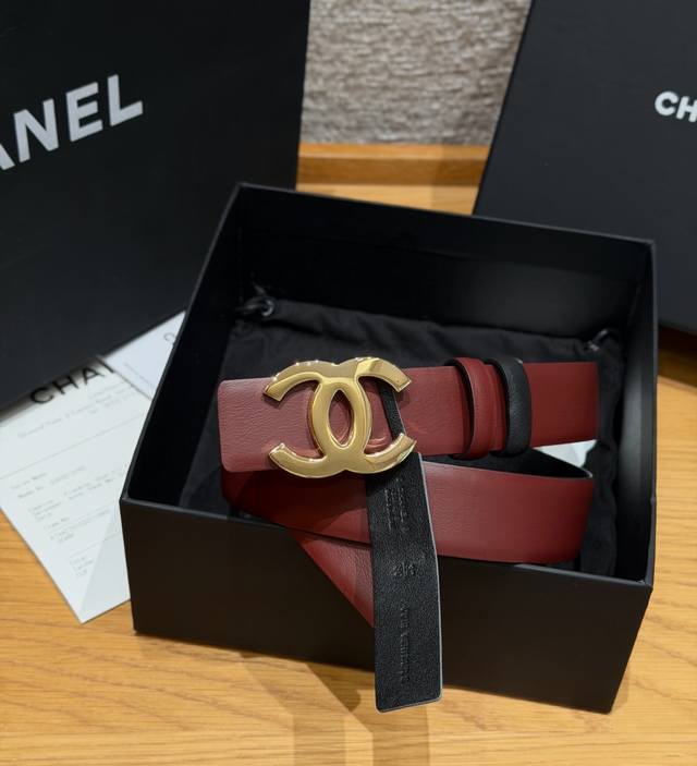 -Chanel香家双面小牛皮双C扣腰带系列 Ceinture 30 Mm RéVersible En Cuir De Veau Lisse 30毫米双面腰带带身 -Chanel香家双面小牛皮双C扣腰带系列 Ceinture 30 Mm RéVersible En Cuir De Veau Lisse 30毫米双面腰带带身
