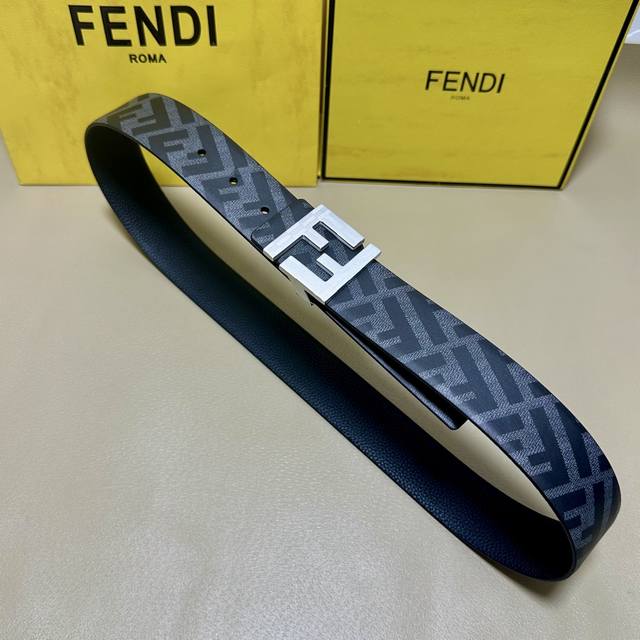 Fendi, same style as in boutiques, 4.0cm wide, double-ring reversible belt with