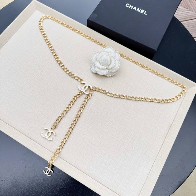 190Chanel 香奈儿 经典 纯铜腰链,集时尚潮流于一身,长度:均码, 190Chanel 香奈儿 经典 纯铜腰链,集时尚潮流于一身,长度:均码,