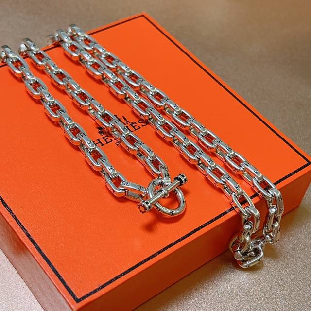 Hermes necklace, from the To necklace collection, imported and custom-made. High