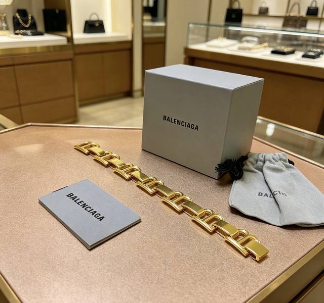 Original Balenciaga bracelet, brand new, identical to those in boutiques. A hot-