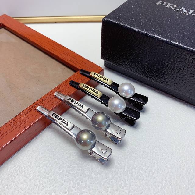 Prada hair clip, pearl hair clip, everyday delicate item, versatile and elegant,
