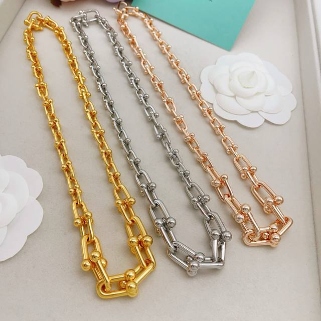 Tx148 Gold Tx147 Rose Gold Tx146 Silver Tiffany's latest three-color gradient ne
