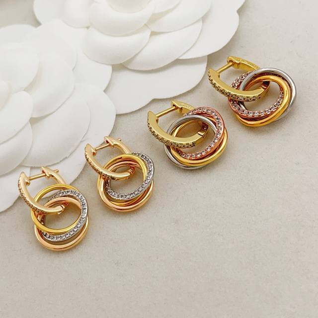Ke007 Rose Gold Ke092 Silver Cartie*Cartier's latest tricolor diamond-set round Ke007 Rose Gold Ke092 Silver Cartie*Cartier's latest tricolor diamond-set round