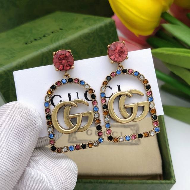 Number Ged0062 Gucci New Colored Diamond Earrings