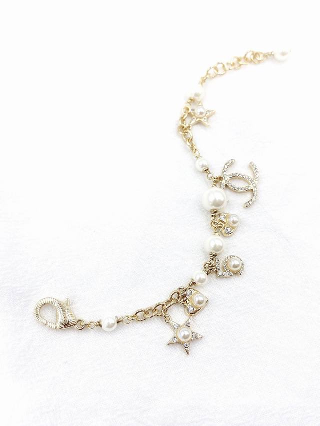 Chanel multi-element bracelet, high-end quality, same material as boutiques, gen Chanel multi-element bracelet, high-end quality, same material as boutiques, gen