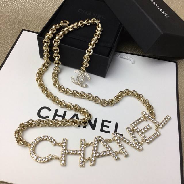 Brass, not iron chain!! New Chanel waist chain, hot-selling style, same as in bo Brass, not iron chain!! New Chanel waist chain, hot-selling style, same as in bo