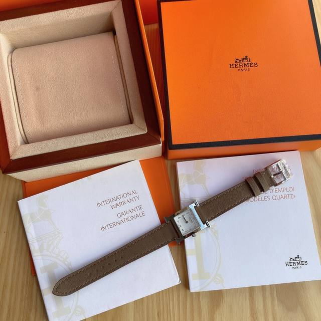 , Hermes Heure H series, featuring a Swiss ETA quartz movement, imported 316L st
