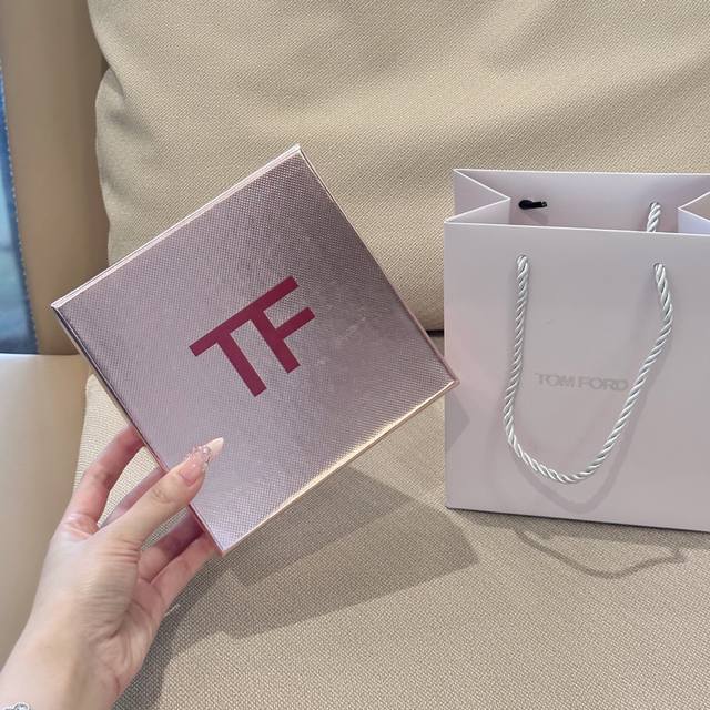 490 March 8th Women's Day Gift: TF Lipstick Gift Set - Real Shot Details. : All