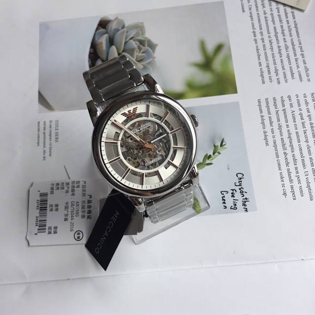 意大利 型号：Ar1980 Armani 阿玛尼 正品原单 181024.63.85 男表 机芯：正品阿玛尼机械机芯 直径：43Mm 厚度：11Mm 表带宽：2