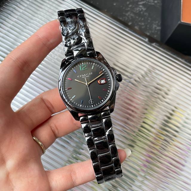 440 Coach Greyson series women's watch with large C logo, ceramic and quartz wat 440 Coach Greyson series women's watch with large C logo, ceramic and quartz wat