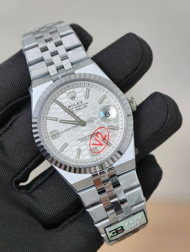 1890Eb factory new Land Saver weighted version 40Mm The entire watch has good br
