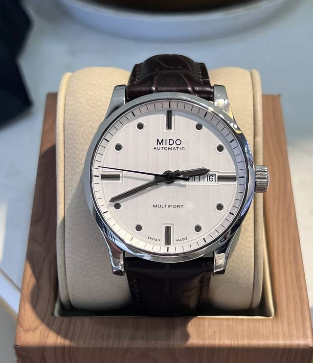 Mido Commander Series M005.430.16.031.80 Men's Automatic Mechanical Watch, 42mm