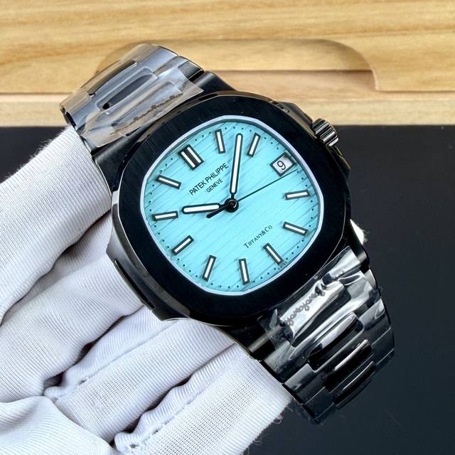 Gr New Product | Black Knight Nautilus 5711 Limited Edition Dial Series Gr proud