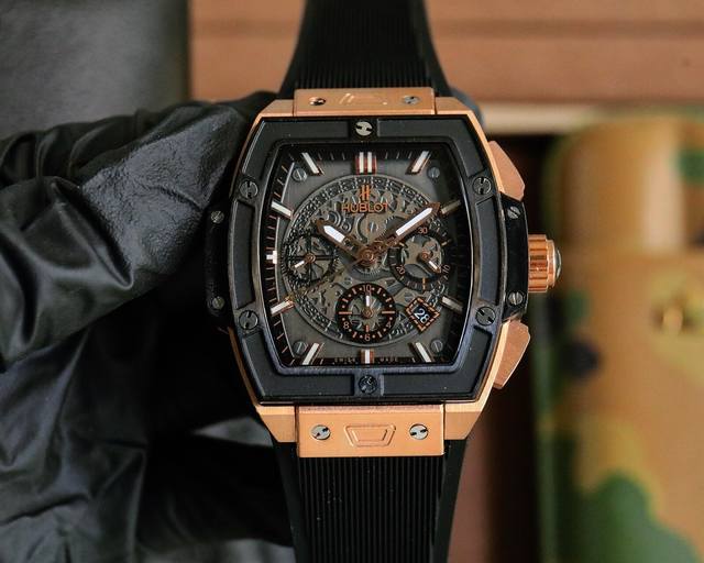 660-880 Hublot Mechanical Men's Watch, a multi-functional design, exuding elegan