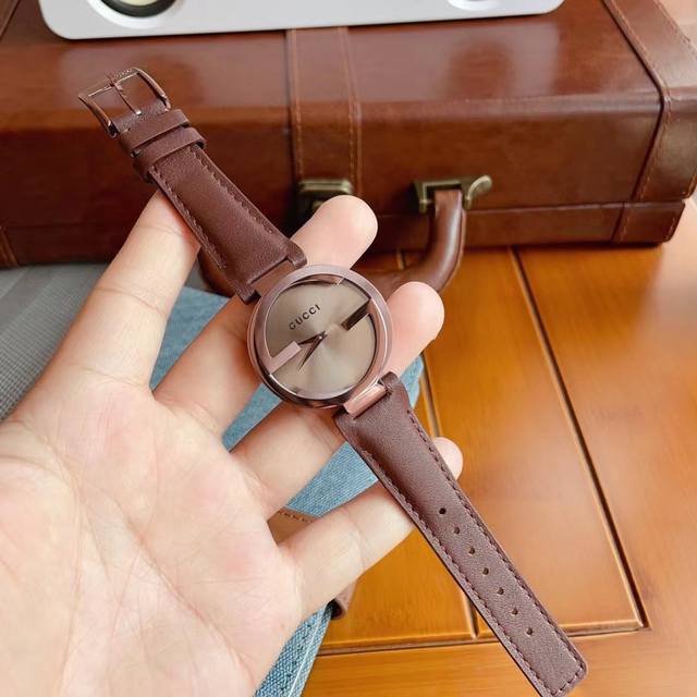 Special Offer. Original factory direct import! The popular Gucci calfskin watch,