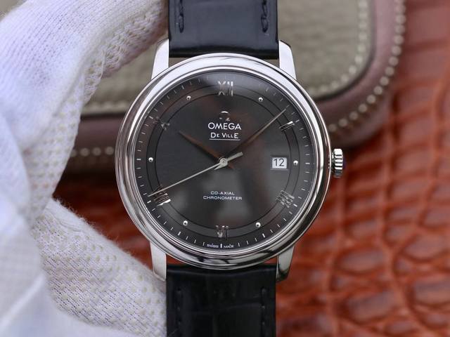850Mks Omega De Ville, the most powerful replica of the Omega De Ville series wa