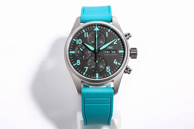 2280Iwcamg Engineers join forces for a stunning new IWC Pilot's Watch IW388108 1