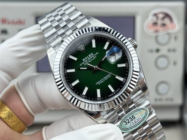 1690 "The Strongest C-Separation on Earth" New 41mm Gradient Green Datejust, Sha