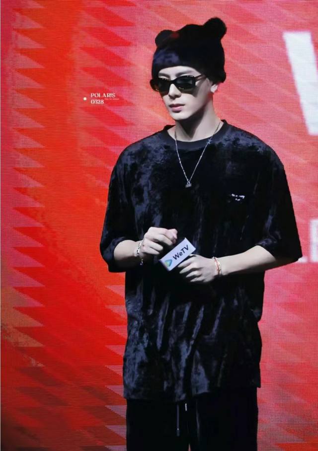 款号T20#P170 Teamwang 嘉尔同款新系列绒面休闲长裤、标志性的刺绣Logo、软糯的绒面面料、手感极佳 全网独家品质 闭眼入 每一次新品都是原版开模