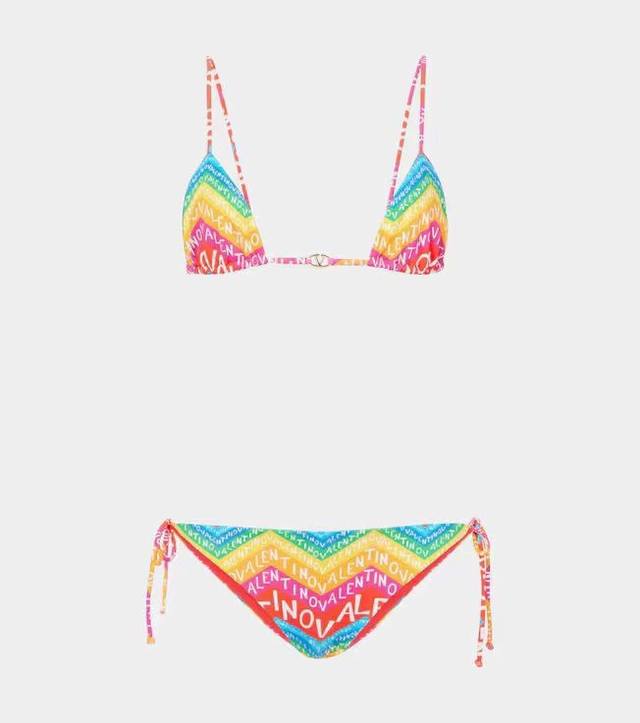 Valentino Swimsuit 130 Valentino's new bikini, a fashionable and trendy style su