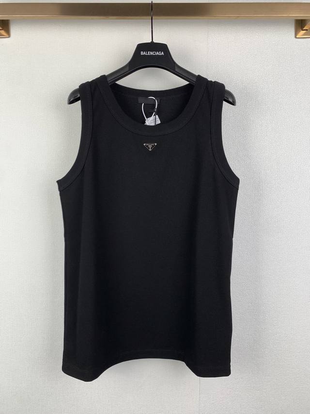 P120 Prada Slim Fit Vest with Metallic Small Neck Label Fabric: Original 100% co