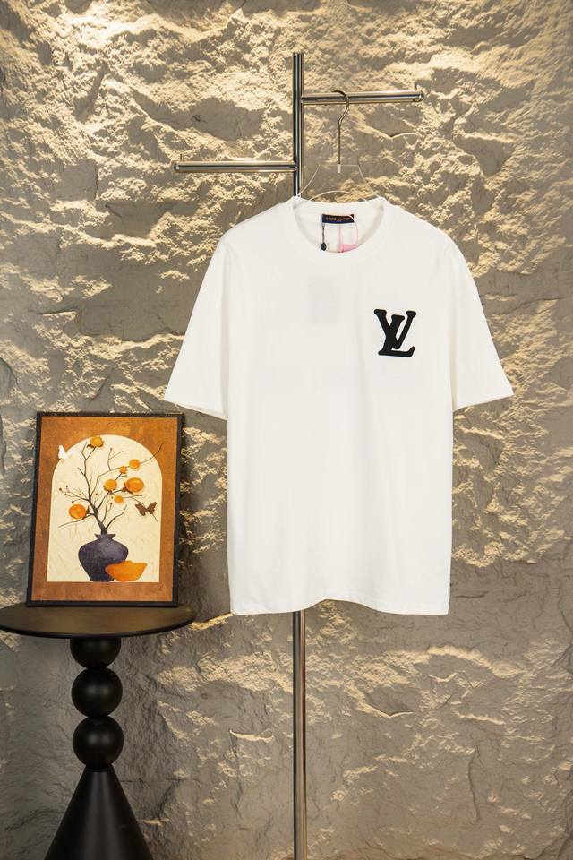 Style No.: Y35 P100 Louis Vuitton Lv 25Ss New Classic Monogram Logo Appliqu