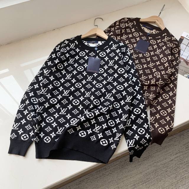 P90 -Louis Vuitton 路易威登Lv24Fw 满印提花Logo套头毛衣针织衫 特种毛纱弹性大做到版型完美还原，成衣布面类似泰迪熊的毛感， 前后打色