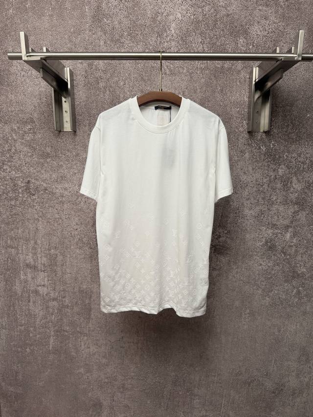 P160 1V 路易 26Ss 经典老花图案植绒圆领短袖T恤 尺码：S M L Xl