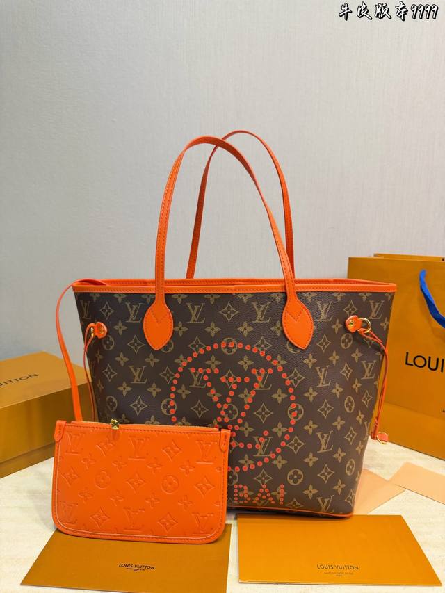 牛皮版本 P230 Lv Neverfull玫红双面托特包 Lv Neverfull玫红双面托特包，经典Monogram老花帆布+玫红牛皮手柄，撞色超吸睛！双面
