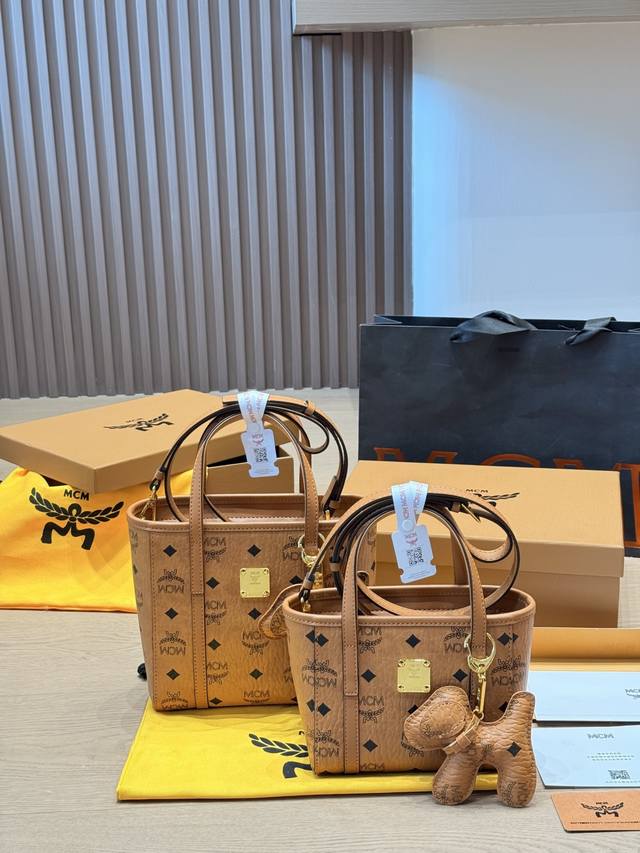 复刻版 牛皮 P270 同价 Mcm 原单20Tote 菜篮子 茶金Mc 新款购物袋 菜篮子手提肩背超实用 原单正品东莞Mcm国内代工厂P代加工全包正品工序全方 复刻版 牛皮 P270 同价 Mcm 原单20Tote 菜篮子 茶金Mc 新款购物袋 菜篮子手提肩背超实用 原单正品东莞Mcm国内代工厂P代加工全包正品工序全方