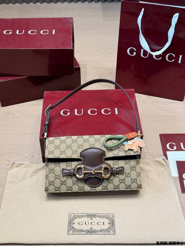 复刻版 原版布 P320 Gucci Horsebit Ristretto肩背包 Gucci Horsebit Ristretto肩背包,经典Gg老花帆布+深棕 复刻版 原版布 P320 Gucci Horsebit Ristretto肩背包 Gucci Horsebit Ristretto肩背包,经典Gg老花帆布+深棕