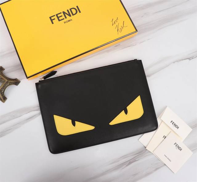 340 Original Chip Version Brand: Fendi Style Number: Yellow Patchwork Clutch Ite