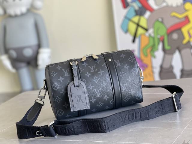 顶级原单 批 510 M45936出货～City Keepall 手袋Keepal 旅行袋浓缩经典构型，成就此款潮流都市手袋。黑银吊牌枕头Oo[握手][握手]侧