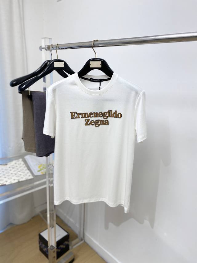 Zegna 2026 New Arrival Short-Sleeve T-Shirt, stylish and cool, featuring a premi