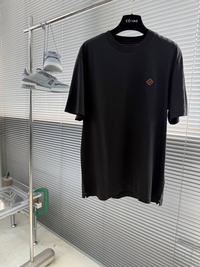 P220 - Loro Piana 2026 Spring/Summer Newest Short-Sleeve T-Shirt. A fabric enthu