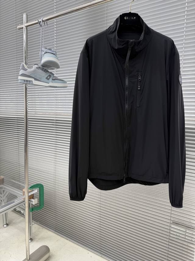 P650 - Canada Goose 2026 Spring/Summer Lodge Stand Collar Jacket/Skin-Wearer. Th