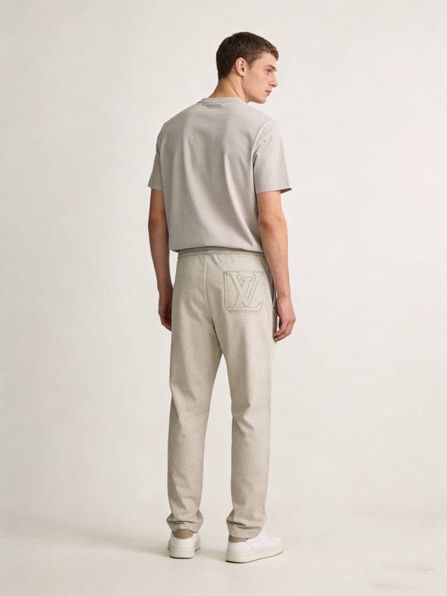 P410 Louis Vuitton casual oatmeal color, 33% linen + 28% cotton + 28% polyester