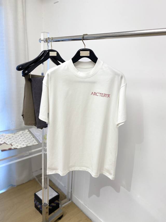 Arc'teryx 2026 New Arrival Short-Sleeve T-Shirt, stylish and cool, featuring a p