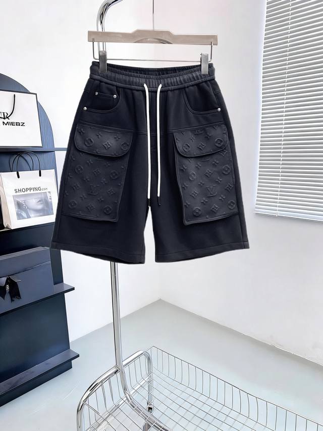 P200 Lv All tags and labels complete. Newest 2026 Summer style shorts, available
