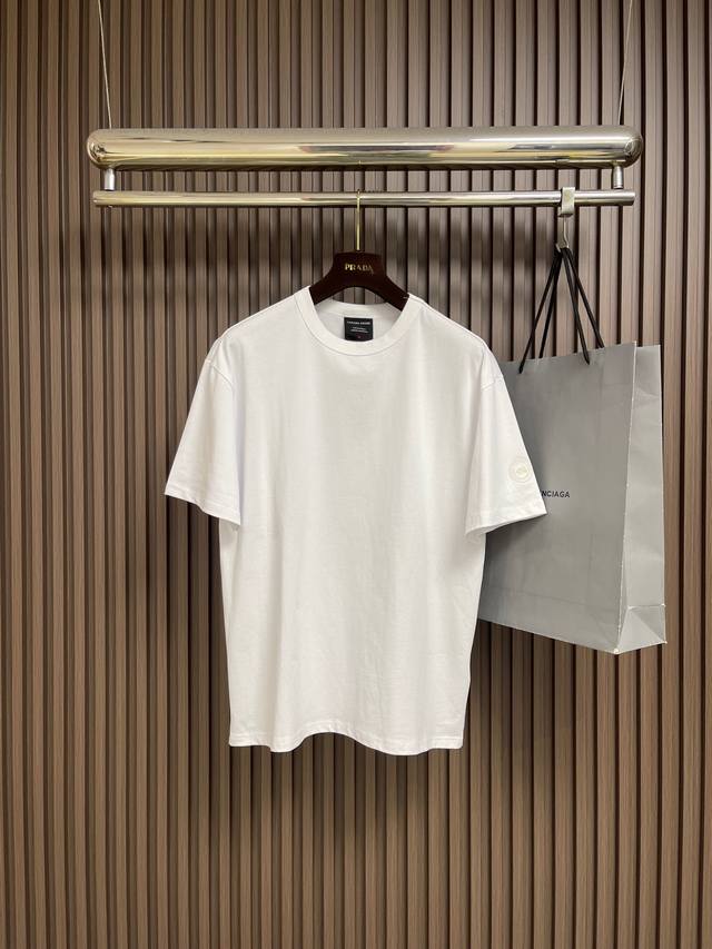 P160 Canada Goose 2026 Spring/Summer Men's Crew Neck Short Sleeve T-Shirt. Made