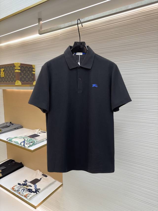 P120 Burberry 巴宝莉 新款Polo衫 三标齐全 原版面料 原版订制辅料 官方同款 采用210克纯棉珠地面料，定制 同缸染面料 手感非常舒服爽滑 版